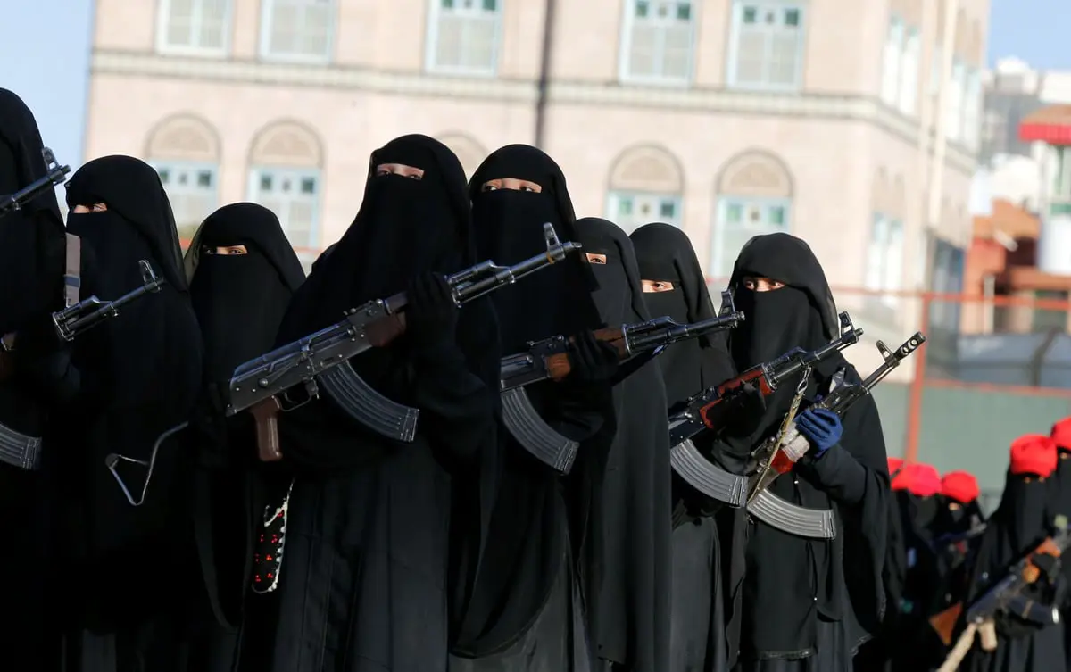 حقوقيون: "انتهاكات مروّعة" تمارسها ميليشيا الحوثي بحق النساء