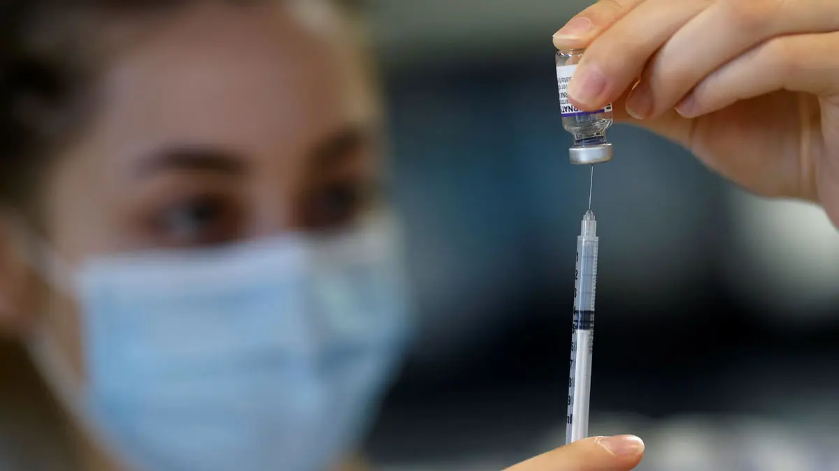 جماعات تطالب بايدن بالضغط للتنازل عن الملكية الفكرية للقاحات "كورونا"