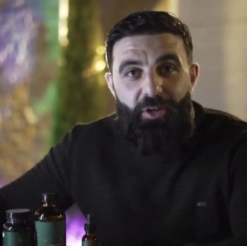 حسين مكي