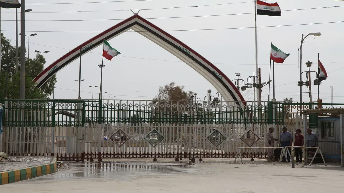 إعادة افتتاح "معبر المنذرية" بين العراق وإيران بعد إغلاقه بسبب الاحتجاجات
