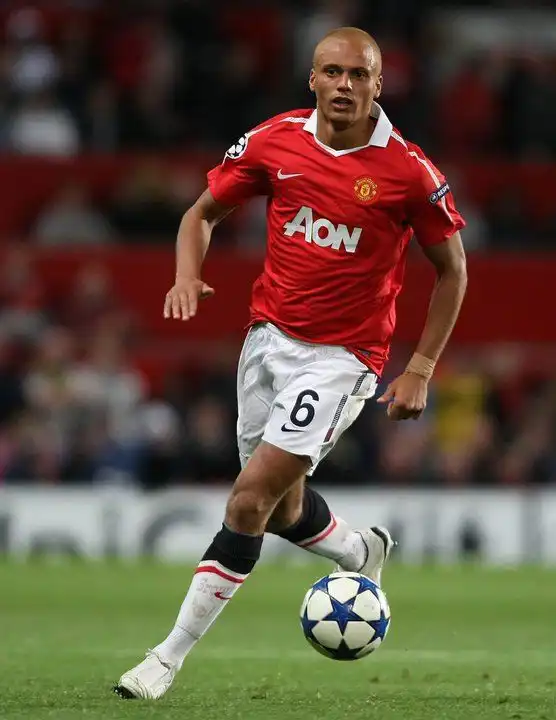 ويس براون نجم مانشستر يونايتد السابق