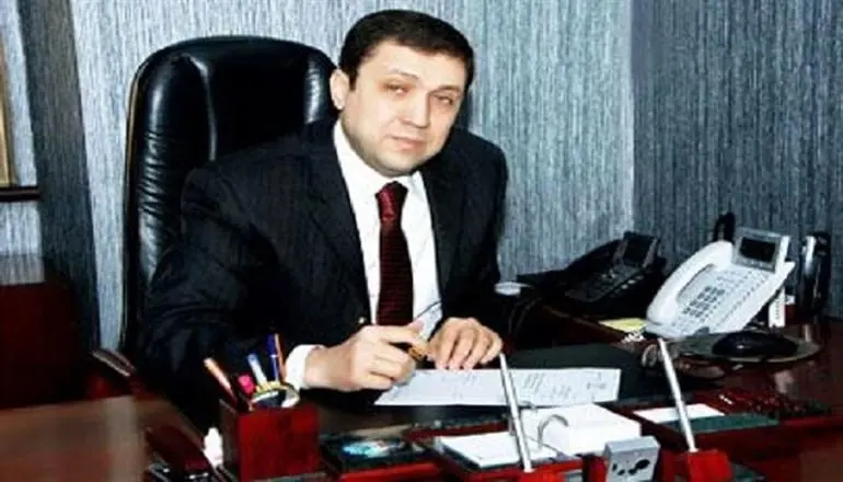 رجل الأعمال هاشم أنور العقاد
