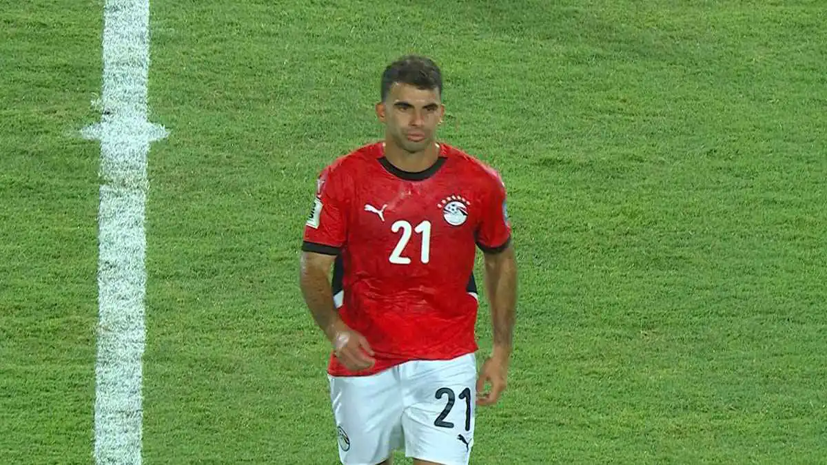 الحقيقة كاملة.. هل رفض زيزو مصافحة حسام حسن بعد استبداله؟ (فيديو)