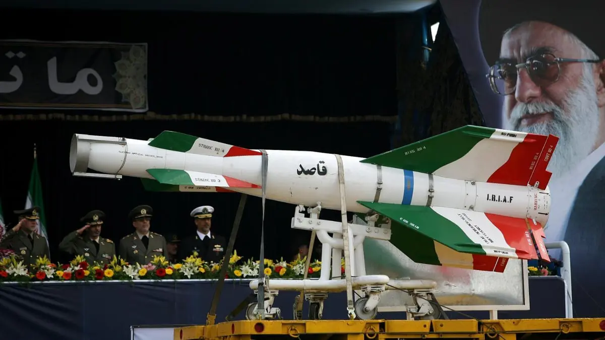 الحرس الثوري الإيراني يكشف عن صاروخ باليستي جديد