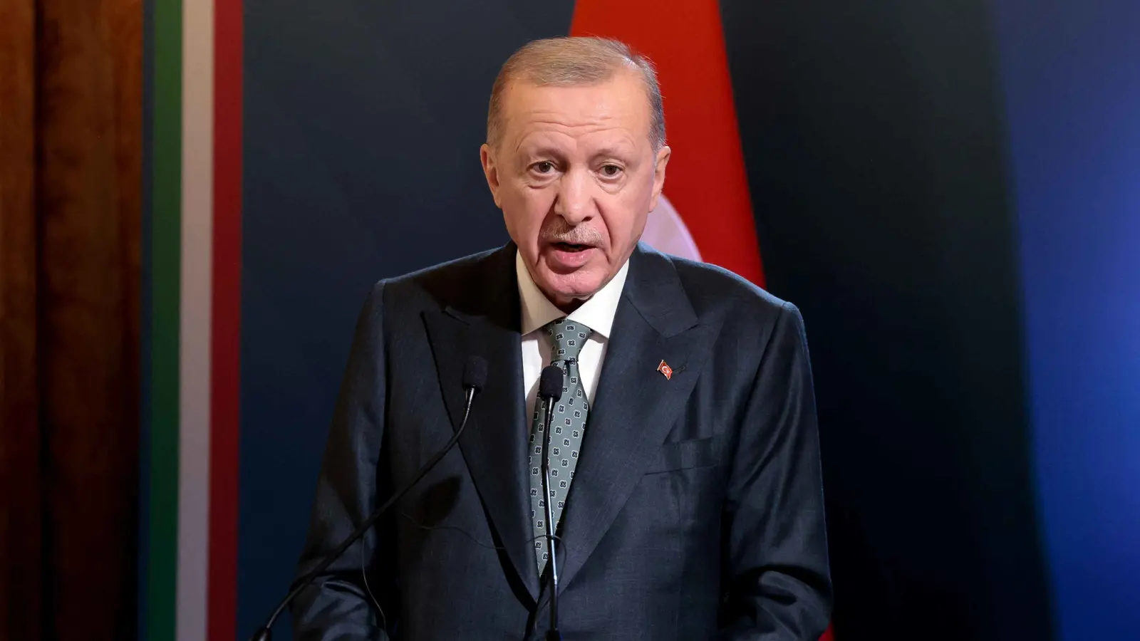 أردوغان يدعو موسكو وكييف لاستئناف الحوار في إسطنبول