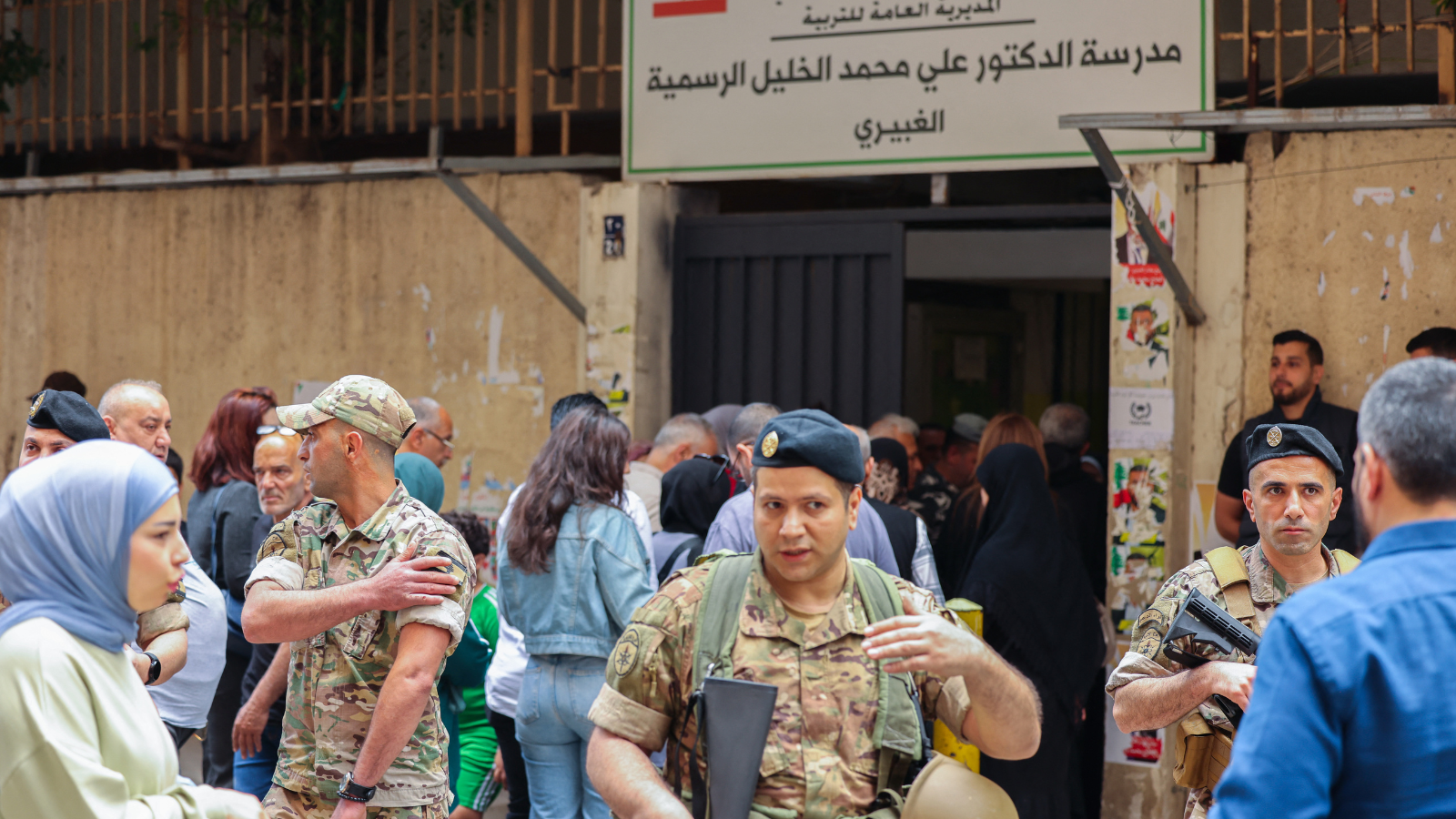 بلديات لبنان.. حزب الله يجهض المنافسة الانتخابية بسلاح "التزكية"