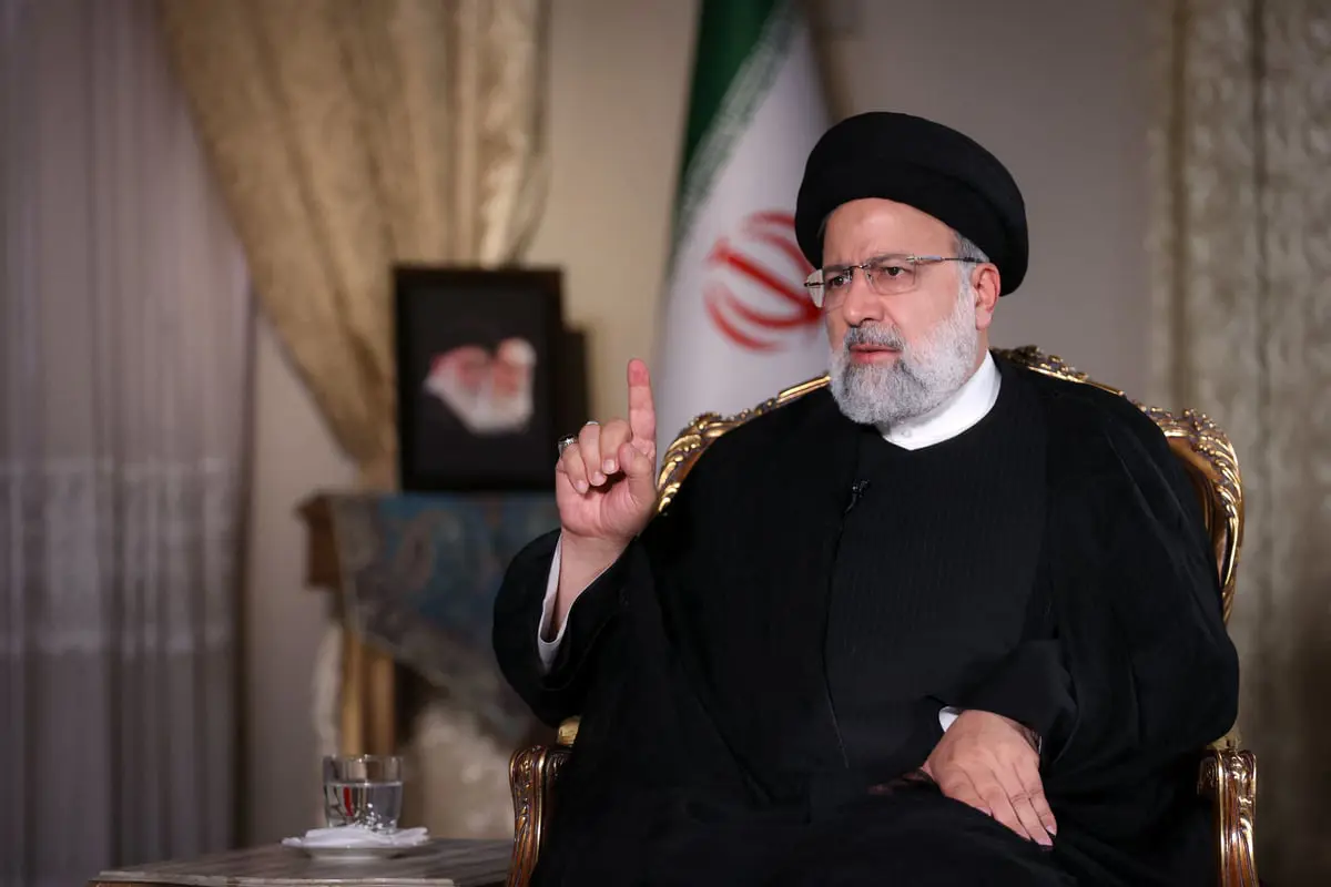 الرئيس الإيراني: الضربة الإسرائيلية "لن تمر دون رد"
