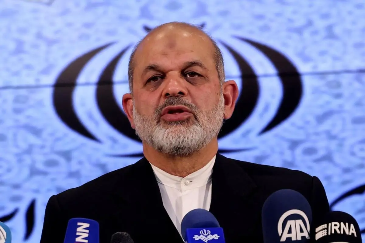 متهم بتفجير في بوينس آيرس.. "الإنتربول" يلاحق وزير داخلية إيران 