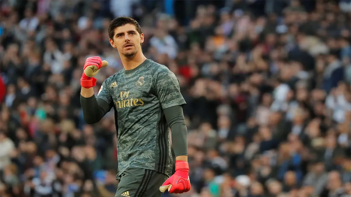 يقترب من تكرار إنجاز كاسياس.. إحصائية مذهلة لكورتوا مع ريال مدريد