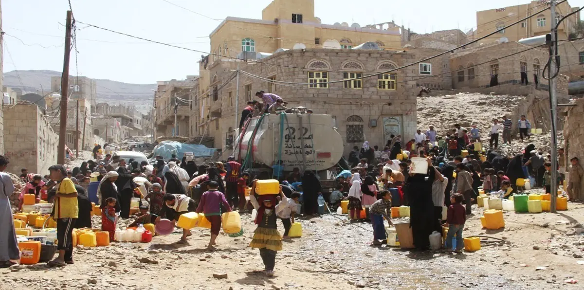 المجلس الانتقالي الجنوبي يحمّل حكومة هادي مسؤولية تردي الخدمات  