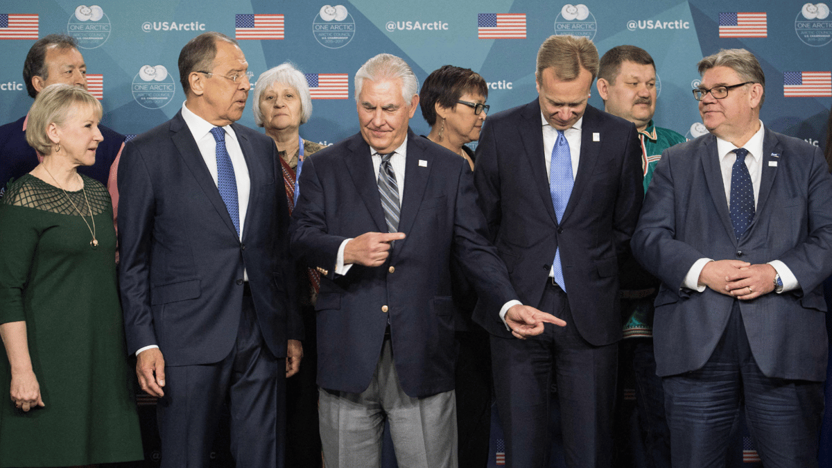 روسيا تهدد بالانسحاب من مجلس القطب الشمالي