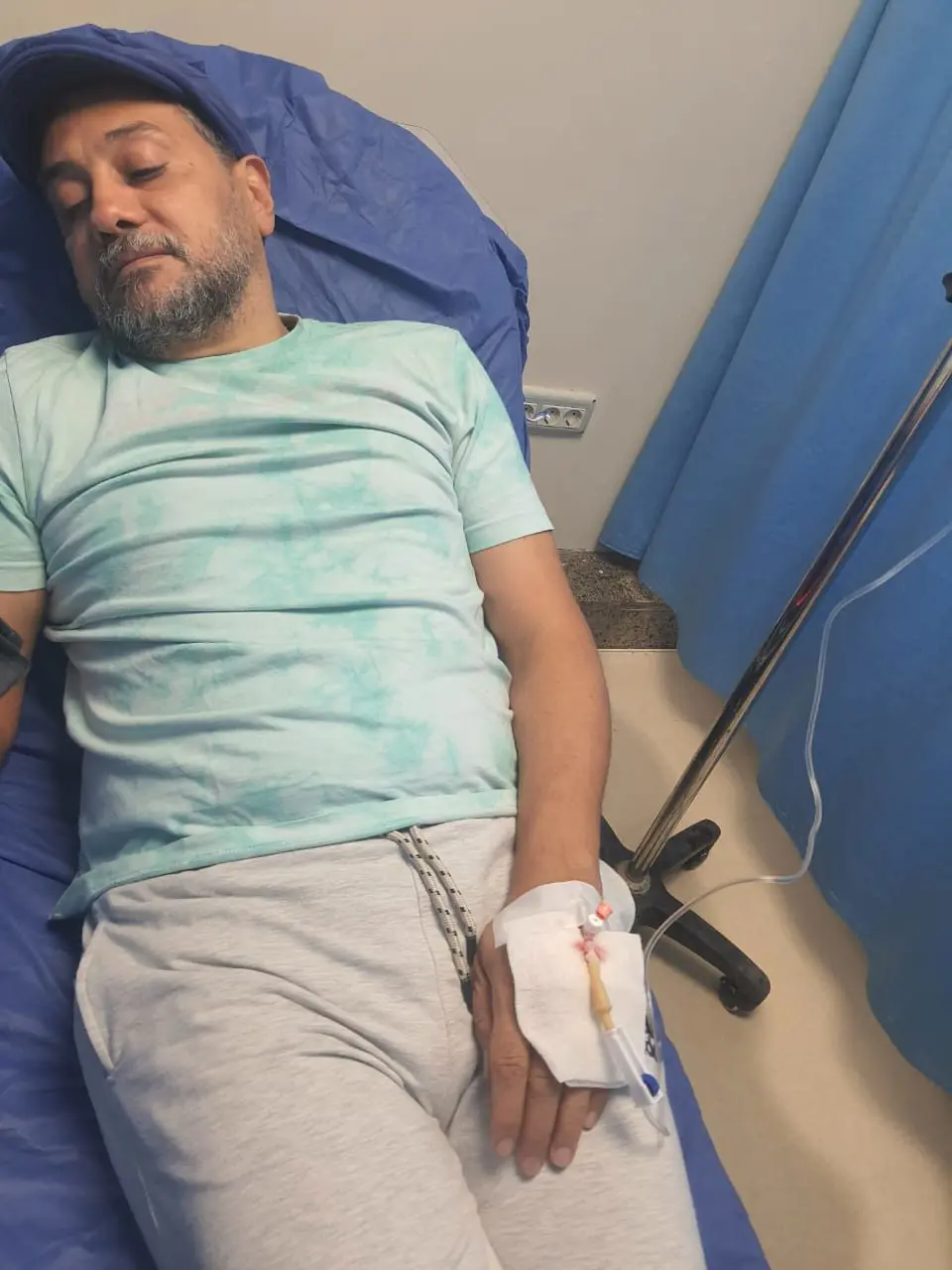 الفنان تامر فرج في المستشفى