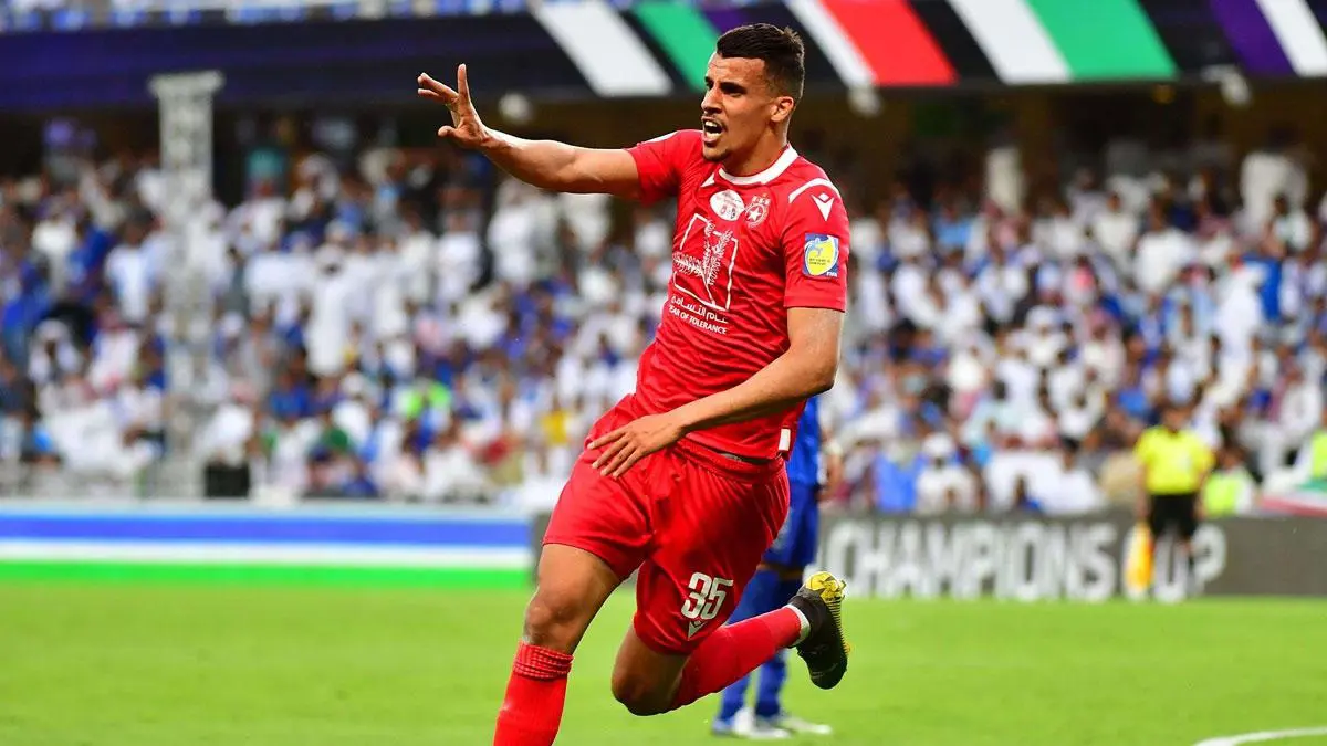 الجزائري كريم العريبي مطلوب في نادي الهلال السعودي