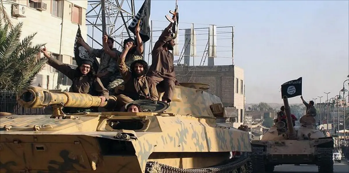 بعد أن فخخ داعش منازلهم.. عودة النازحين لأحياء الموصل المحررة حلم بعيد المنال
