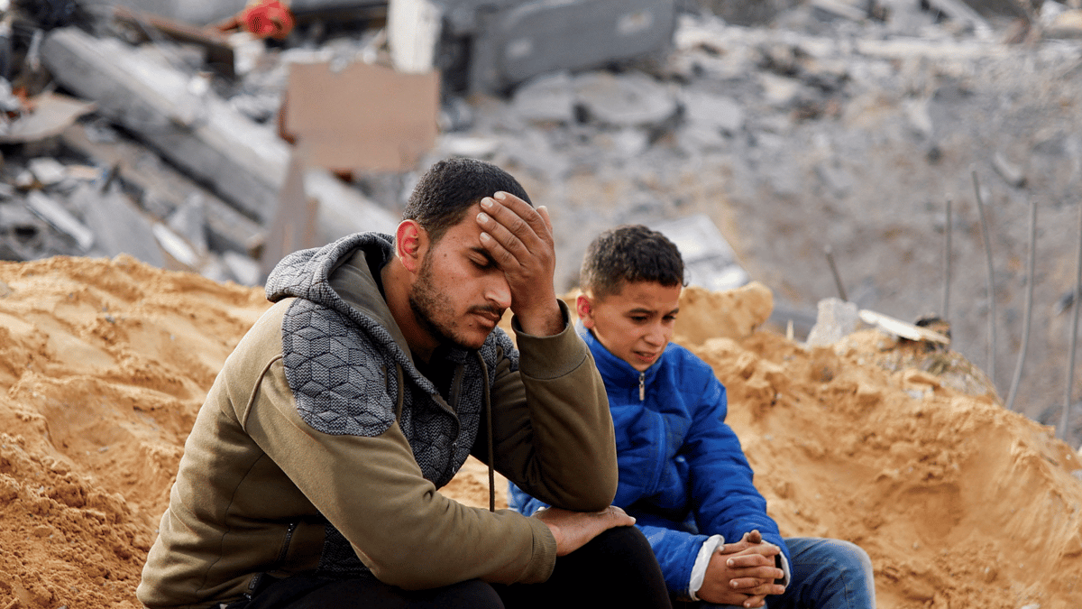 بوريل: غزة تحولت إلى مقبرة مفتوحة 