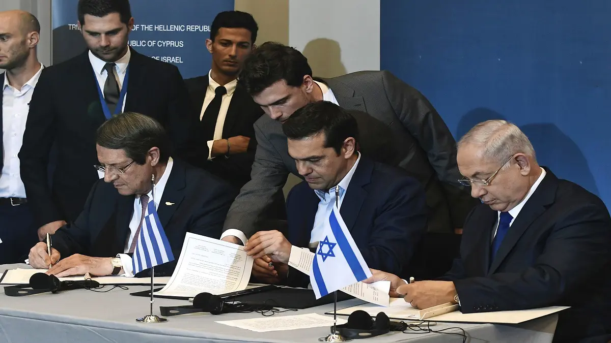 اليونان وإسرائيل وقبرص توقع الشهر المقبل اتفاق إنشاء خط أنابيب لنقل الغاز‎
