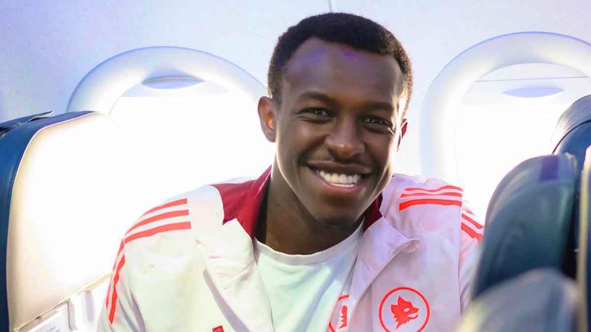 ماذا قالت جماهير الهلال عن انتقال سعود عبد الحميد للأهلي أو النصر؟ | إرم نيوز