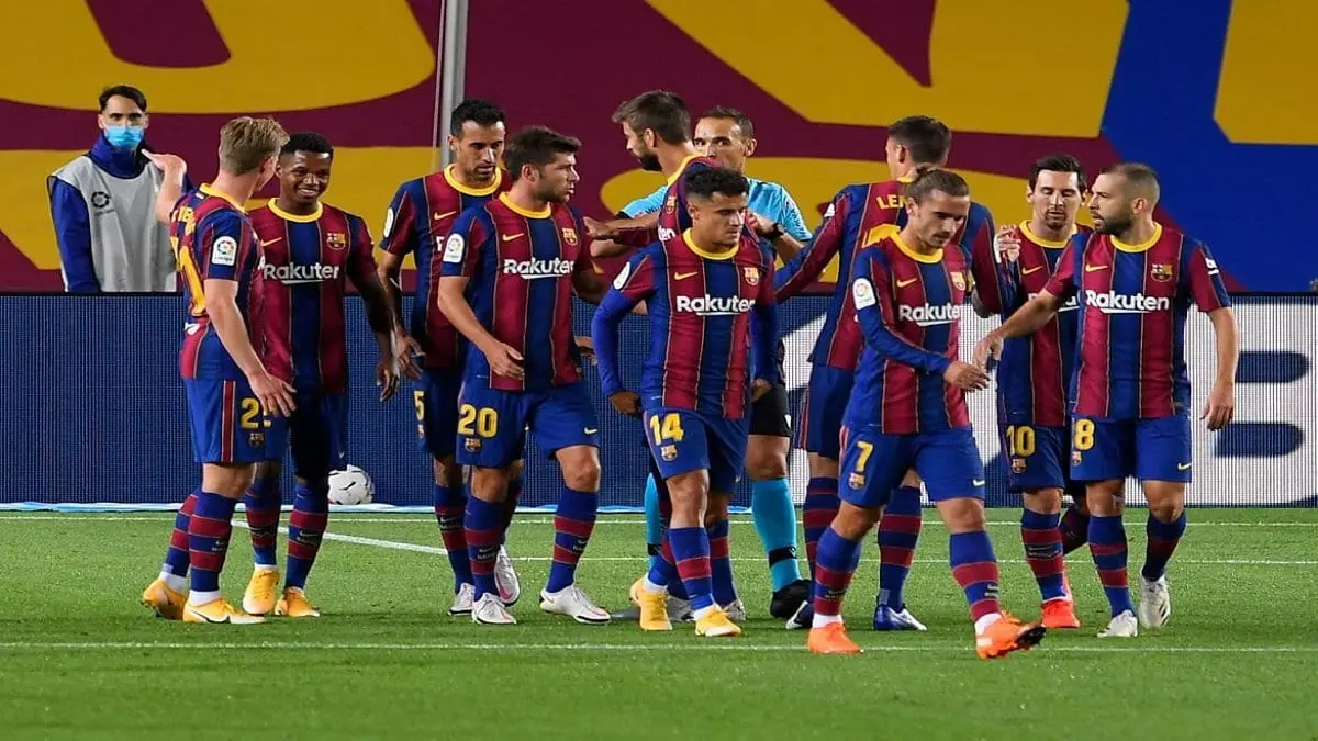 برشلونة يعلن رسميا رفض اللاعبين تخفيض أجورهم.. وتصعيد الأمر للإدارة