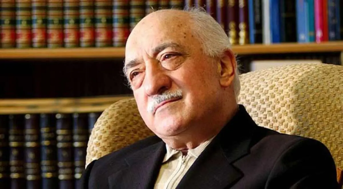 تركيا تصدر أمرا باعتقال فتح الله كولن