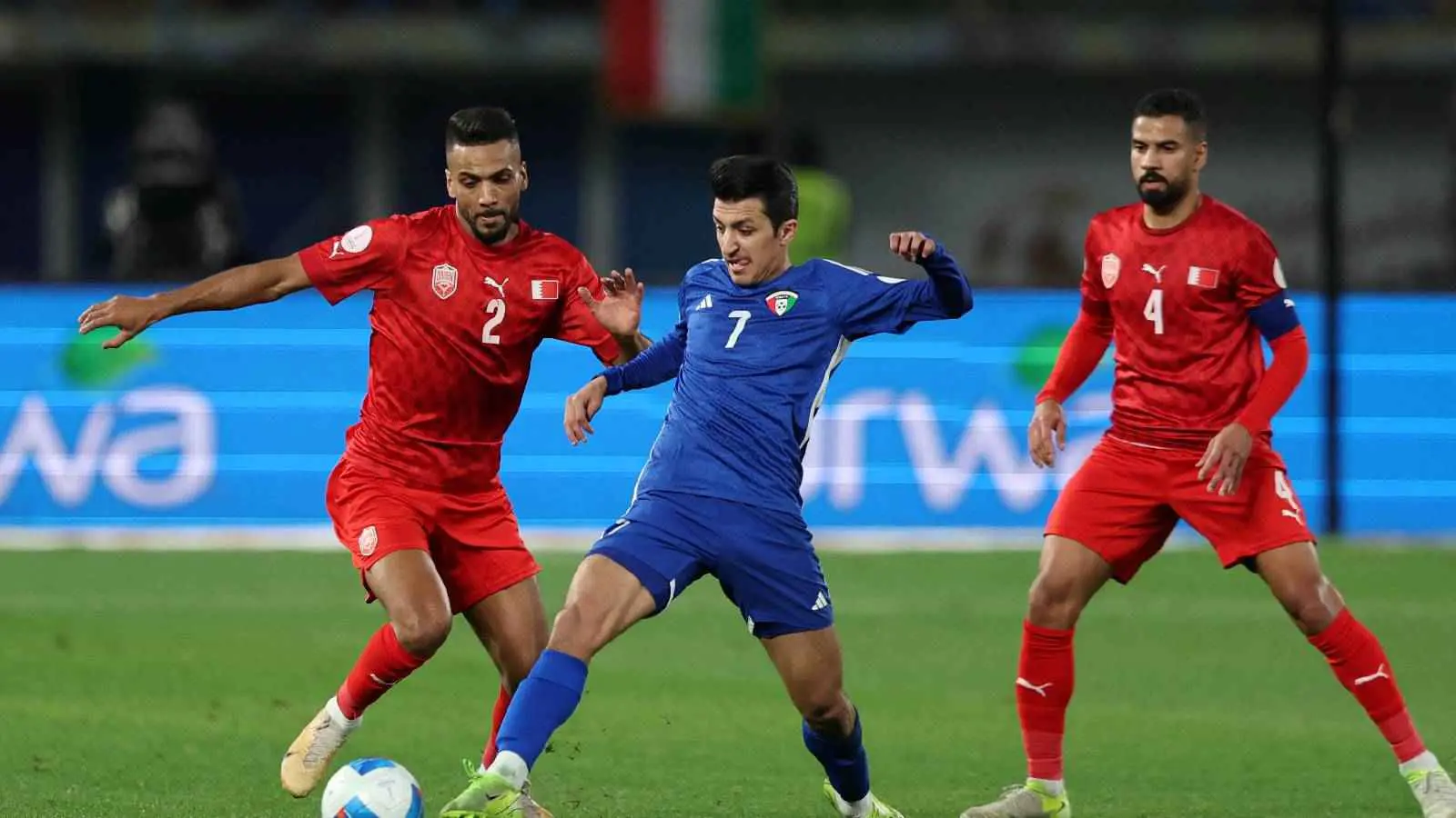 منتخب البحرين ينهي أحلام الكويت ويتأهل لنهائي خليجي 26 (فيديو)