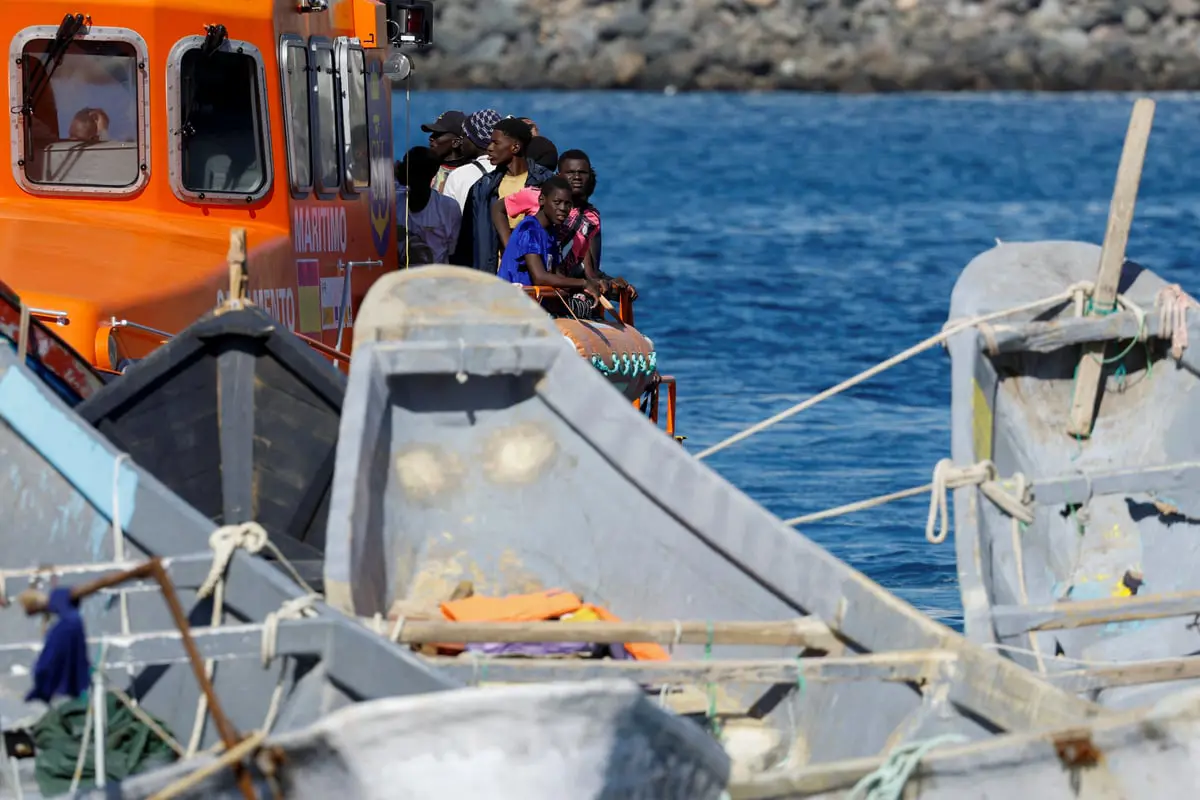 البحرية الإسبانية تعثر على 3 مهاجرين فارقوا الحياة وتنقذ آخرين