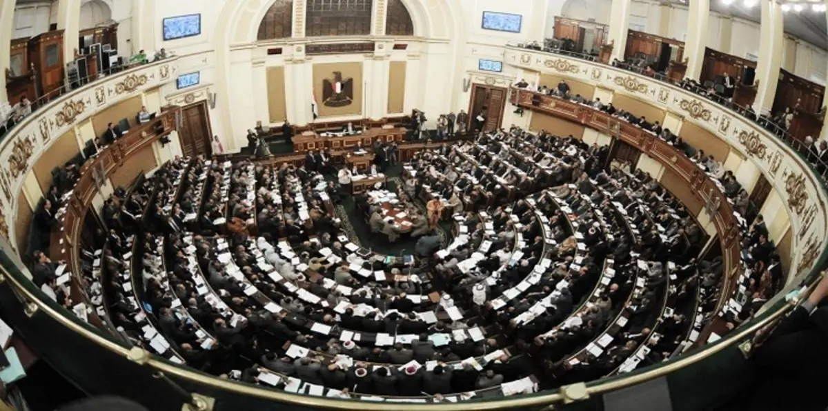 مصر. .سياسيون يحذرون من تعديل الدستور قبل "البرلمان"