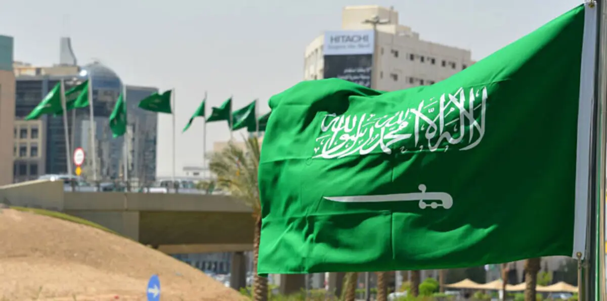 كاتب سعودي: القبلية ستنتهي ويجب رضوخها للمفاهيم الإنسانية