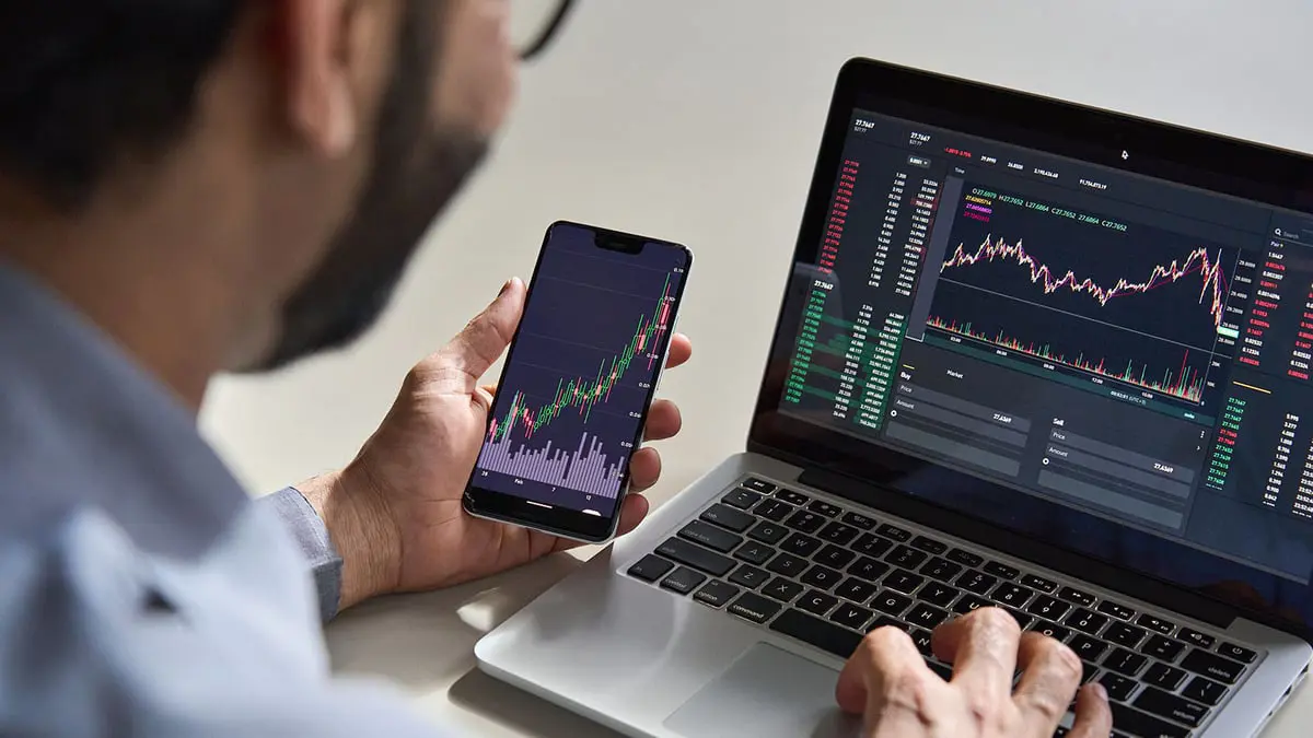 دبي تمنح موافقة مبدئية لشركة بلوكتشين.كوم للأصول المشفرة