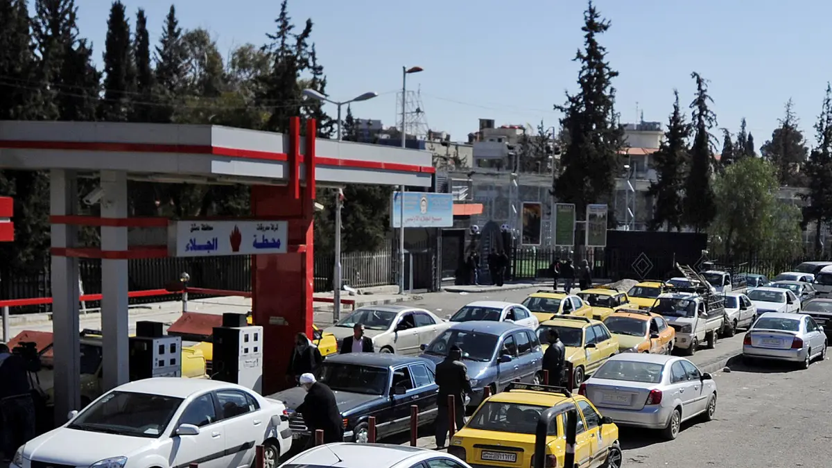 الحكومة السورية ترفع أسعار المحروقات وسط أزمة حادة