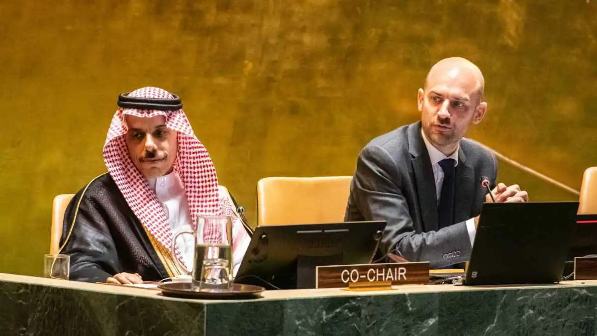 "إعلان نيويورك" يدعو إلى إنهاء حرب غزة ونزع سلاح حماس