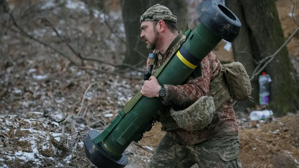بزنس إنسايدر: حرب أوكرانيا تكشف عيوبًا خطيرة في الأسلحة الأمريكية