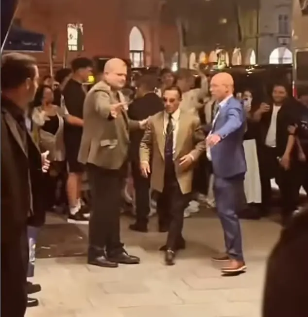 صورة متداولة لواقعة طرد الشيف نصرت من نهائي دوري أبطال أوروبا