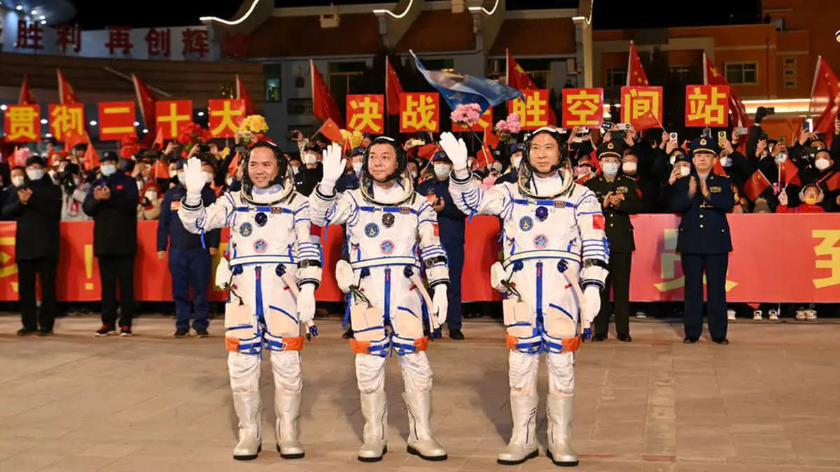  في مهمة تاريخية.. 3 رواد يصعدون إلى محطة الفضاء الصينية