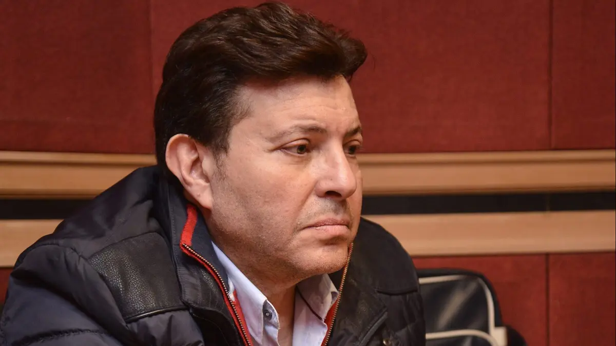 ما خيارات هاني شاكر مع مطربي المهرجانات بمصر في حال عدم التزامهم بقراره؟