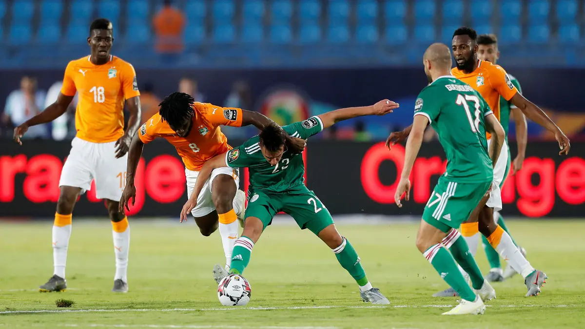 منتخب الجزائر يقصي ساحل العاج ويتأهل لنصف نهائي كأس أمم أفريقيا (فيديو)