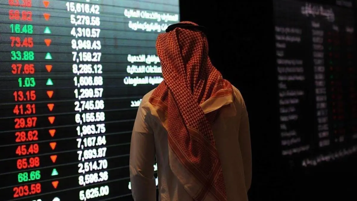 بورصات الخليج تغلق مرتفعة وسط إشارات على عدم رفع أمريكا أسعار الفائدة