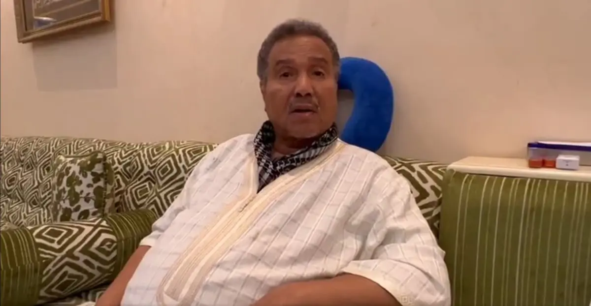 في مقطع صوتي.. محمد عبده يكشف تطورات إصابته بالسرطان