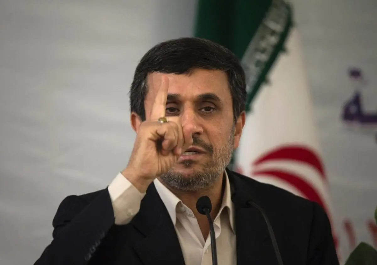 أحمدي نجاد يتعهد لأنصاره بدراسة الترشح للانتخابات الرئاسية