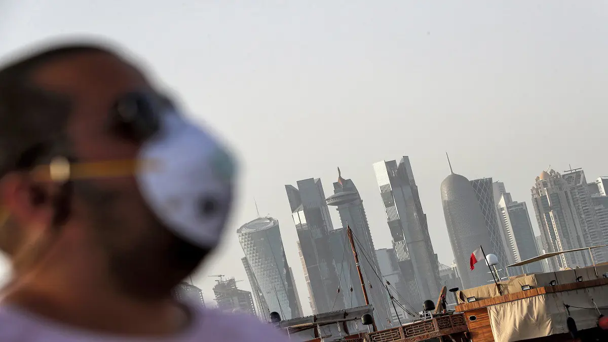 روائح تثير الشكوك.. هل تحرق قطر جثث ضحايا كورونا؟