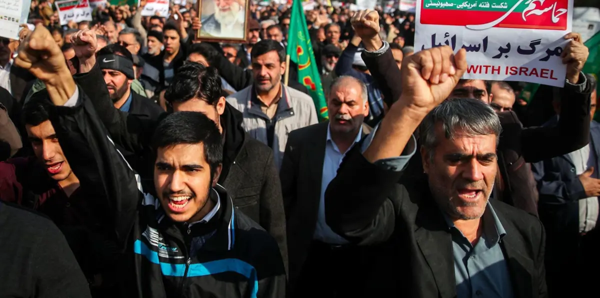 أول نائب متشدد يعلن دعمه للاحتجاجات في إيران