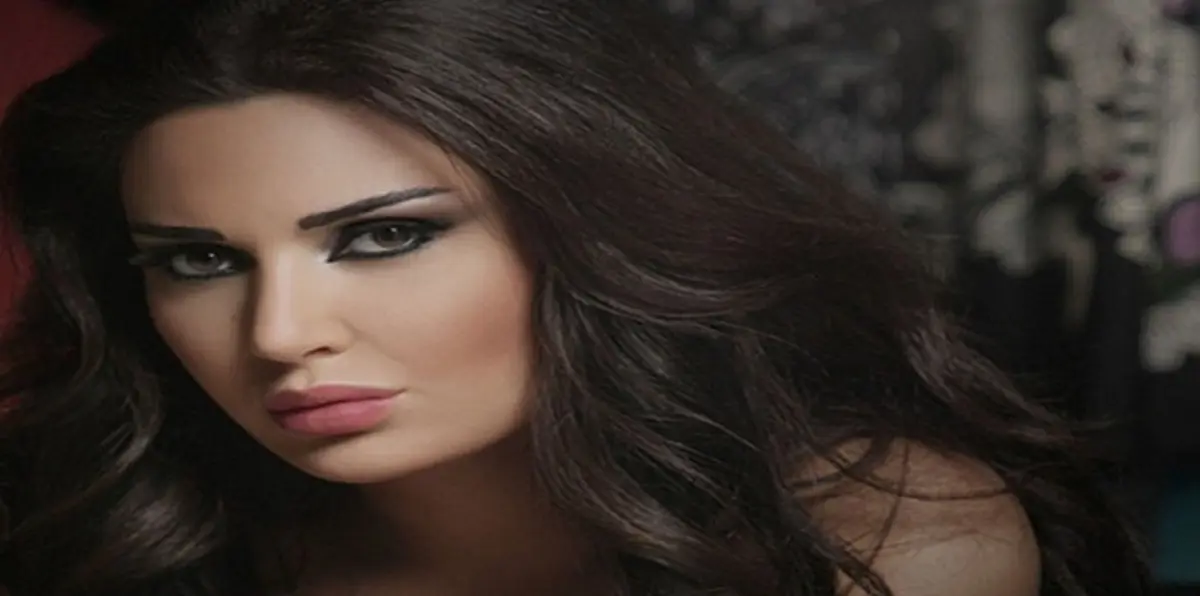 بالصور.. أول تعليق لسيرين عبدالنور بعد فشل دخولها سوريا