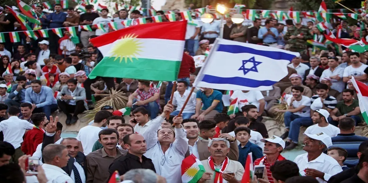 بعد تأييد نتنياهو لانفصال الإقليم.. أعلام إسرائيل ترفرف في كردستان (فيديو غراف)