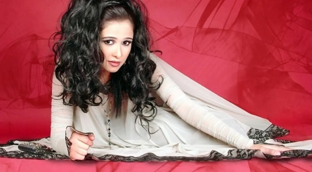 ترشيح ياسمين عبد العزيز لبطولة فيلم "لما تحب حد"