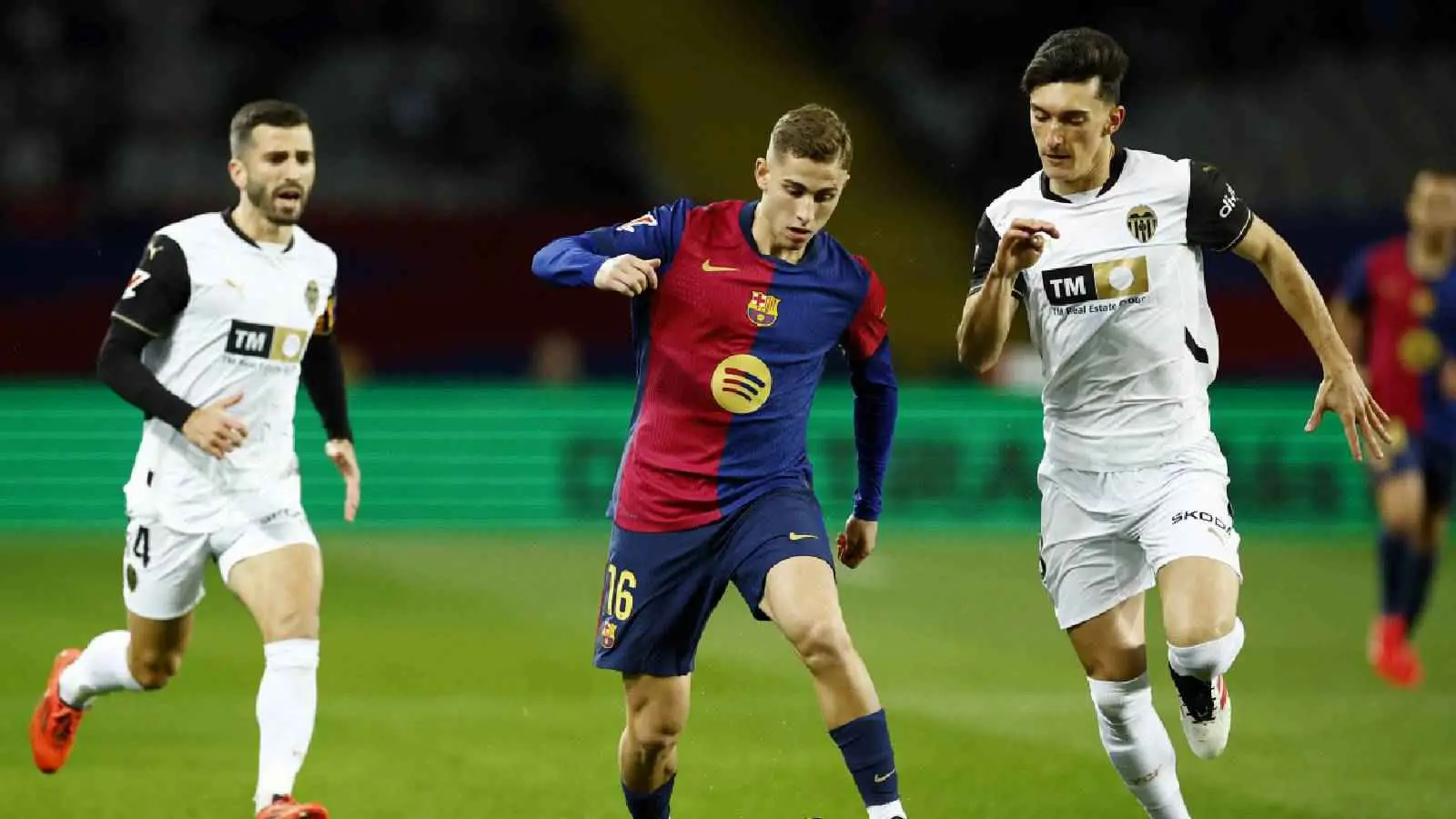 ملخص وأهداف ورجل مباراة برشلونة ضد فالنسيا في الدوري الإسباني