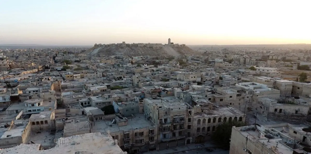 عشية اجتماع لوزان.. بوتين يوقع اتفاقًا لتعزيز الوجود العسكري الروسي في سوريا