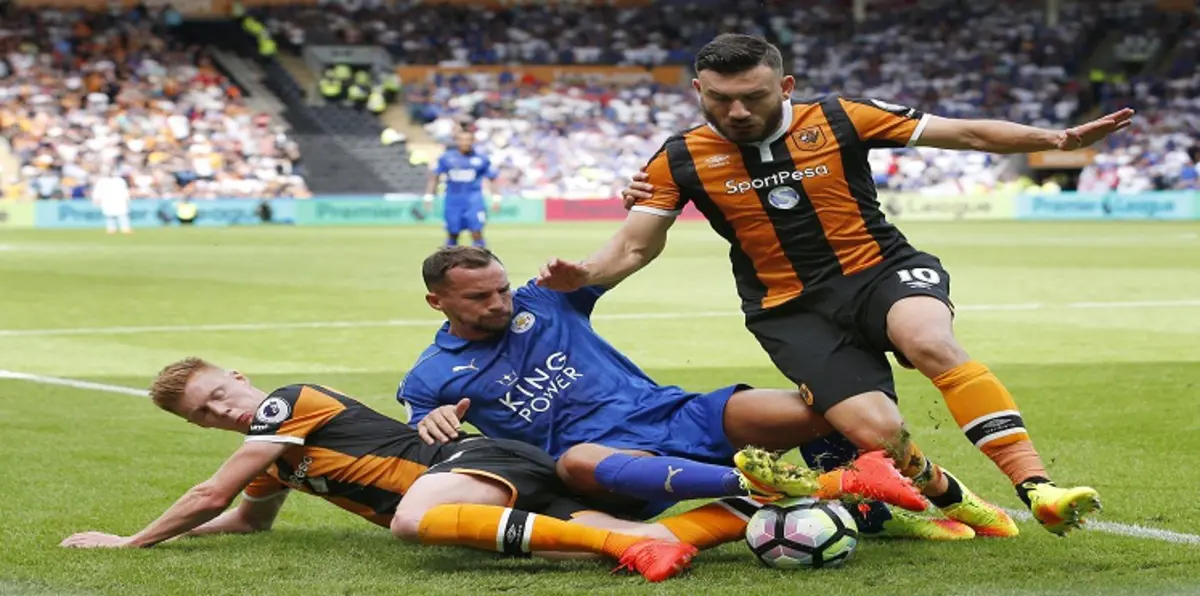 خسارة ليستر سيتي حامل اللقب في افتتاح الدوري الإنجليزي