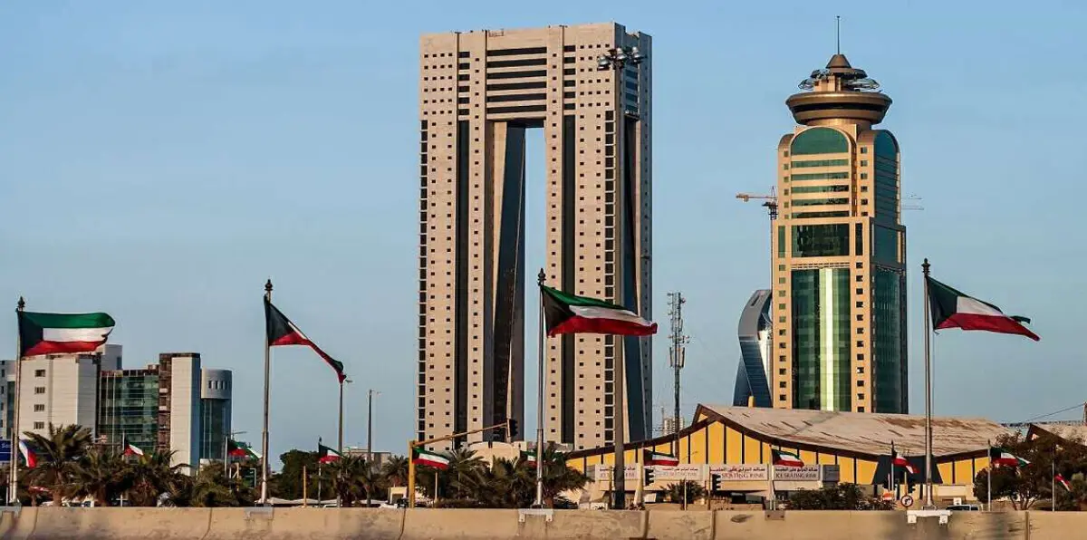 تعيين الوافدين في القطاعات الحكومية يفتح باب استجواب الوزراء في الكويت