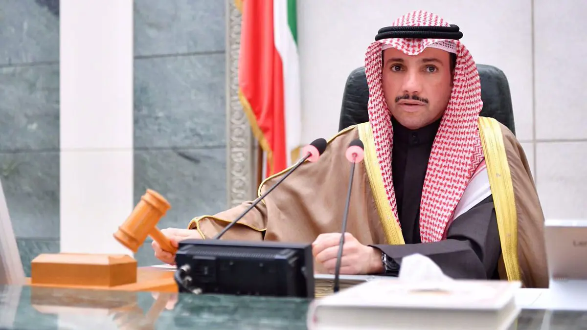 بعد جلوس نواب على مقاعد الحكومة.. رفع جلسة مجلس الأمة الكويتي (فيديو)
