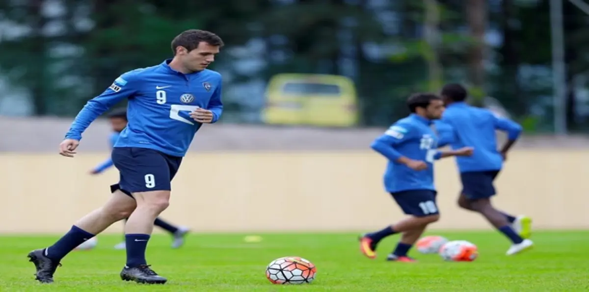 مهاجم الهلال السعودي يهدي هدفه لضحايا شابكوينسي (فيديو)