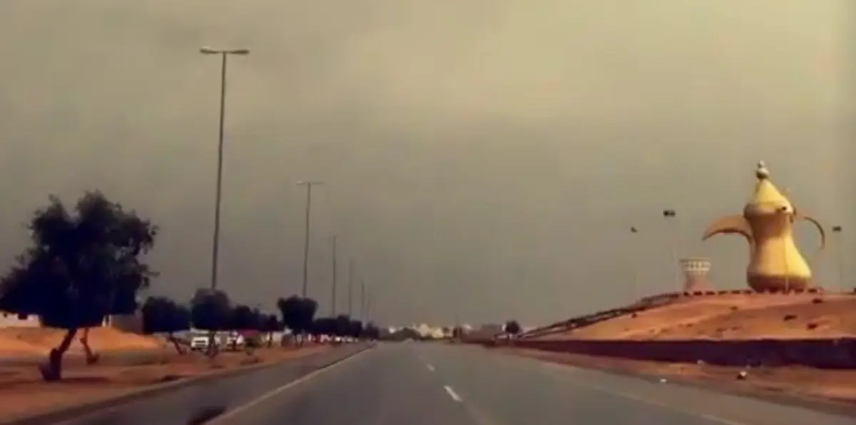 بالفيديو والصور.. منظر فريد في سكاكا السعودية لتساقط الثلوج والمطر